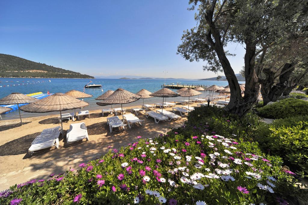 Izer Hotel Beach Club Torba Dış mekan fotoğraf