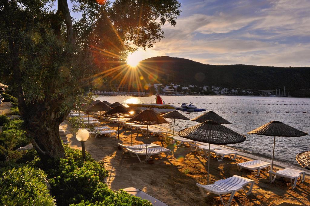 Izer Hotel Beach Club Torba Dış mekan fotoğraf