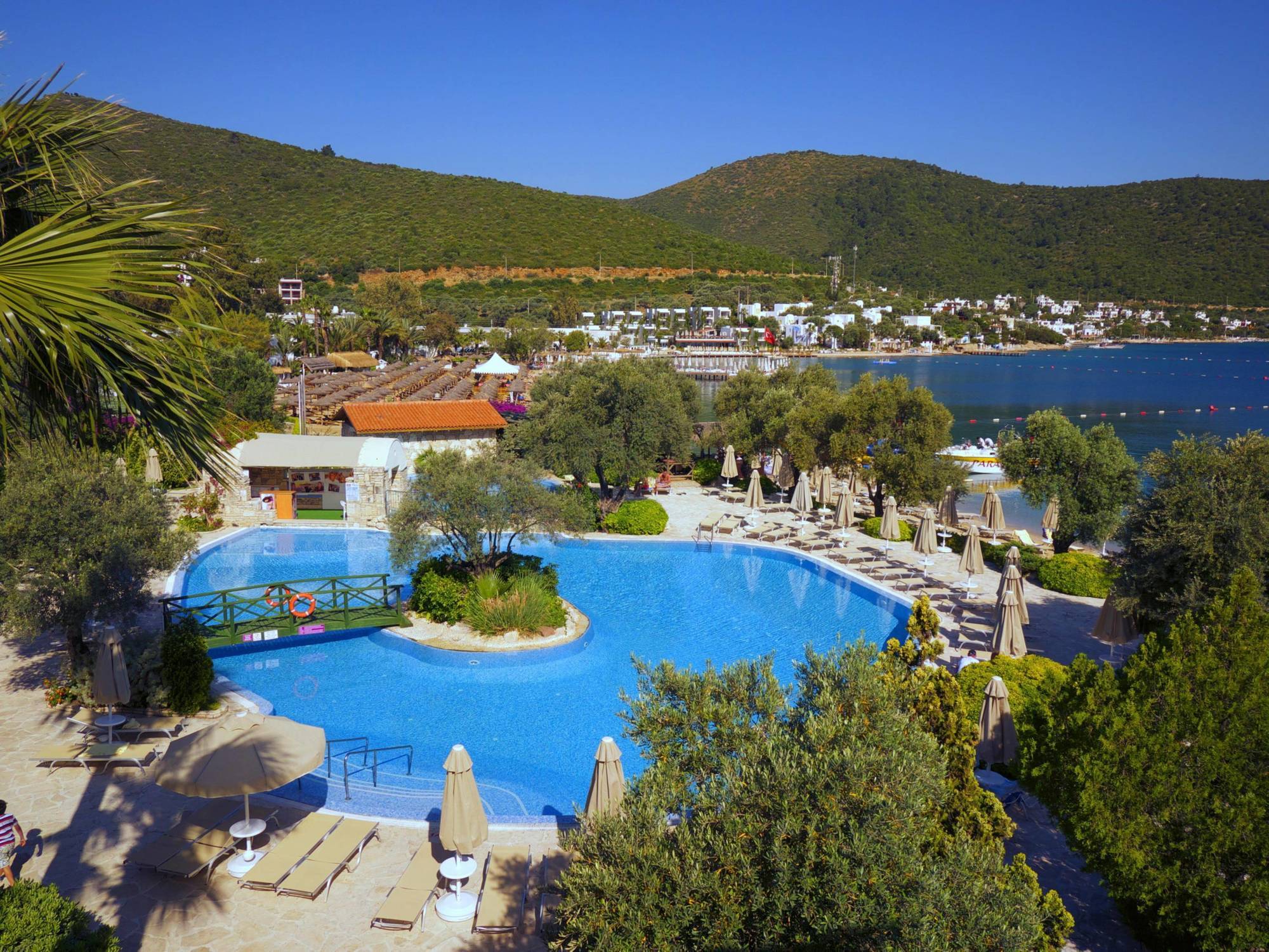 Izer Hotel Beach Club Torba Dış mekan fotoğraf